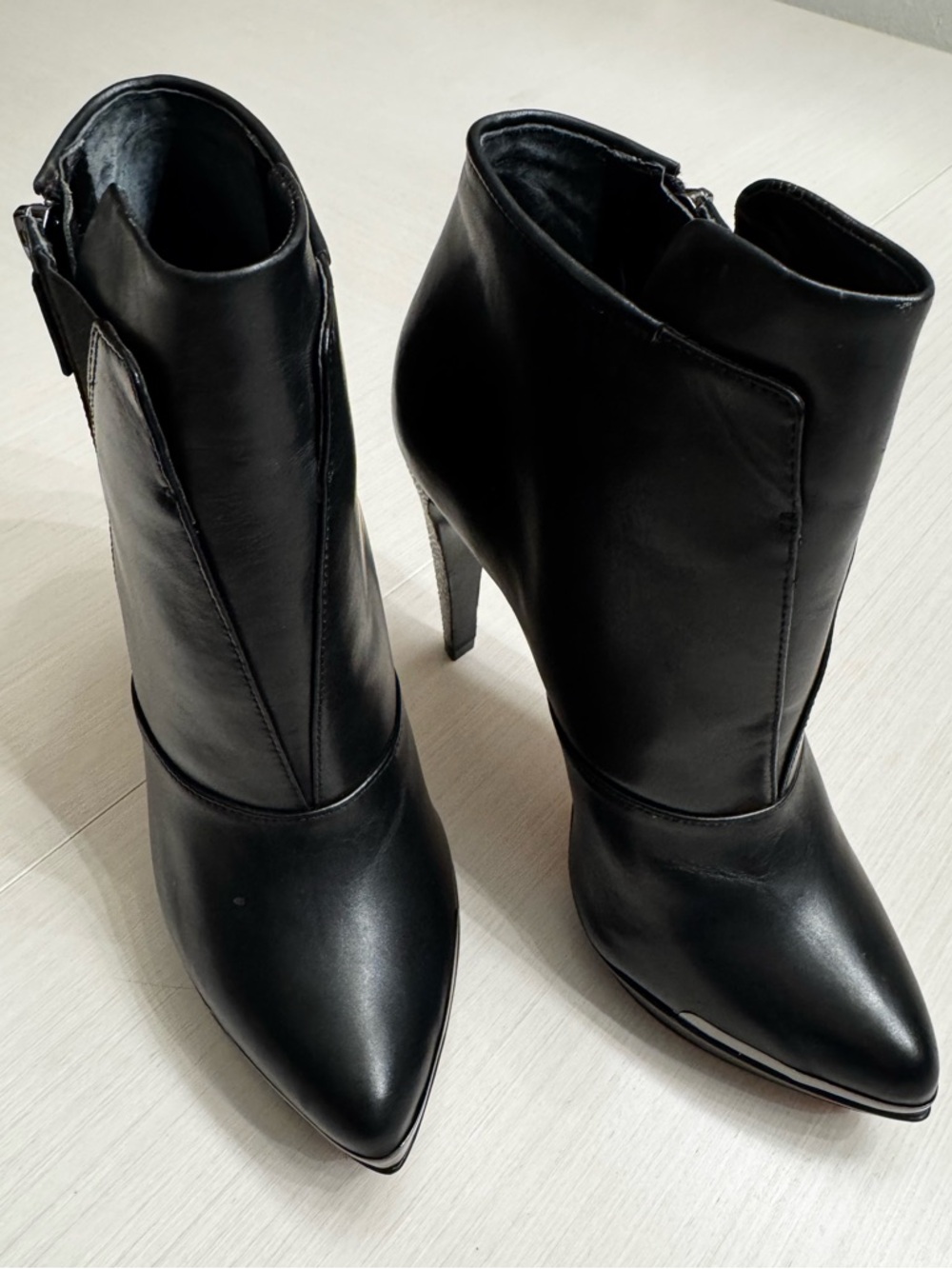 Hervé Léger Platform Ankle Boots Black Leather Metal Toe Heel 8.5 NWOT - Picture 3 of 10
